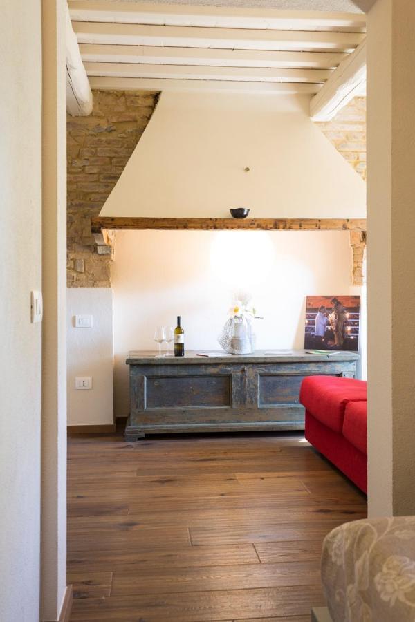 Il Maramaldo Bed&breakfast-restaurant * Lajatico